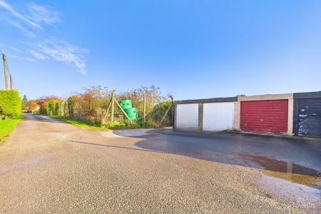 3 bedroom Terraced House for sale in Red Lane, South Ferriby, North Lincolnshire, DN18
