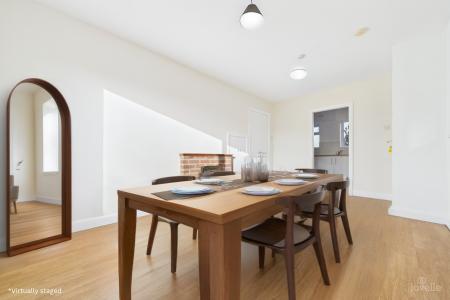 3 bedroom Terraced House for sale in Red Lane, South Ferriby, North Lincolnshire, DN18