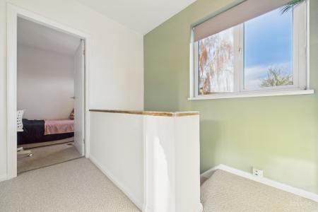 3 bedroom Semi-detached house for sale in Grange Avenue, Barton-upon-Humber, North Lincolnshire, DN18