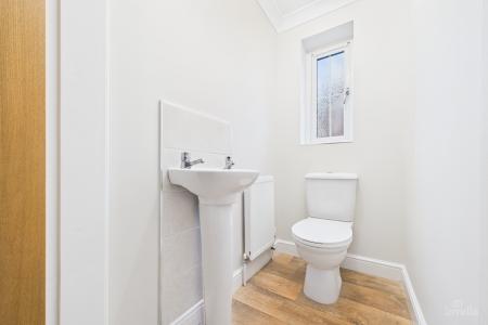 3 bedroom Semi-detached house for sale in Appleleaf Lane, Barton-upon-Humber, North Lincolnshire, DN18