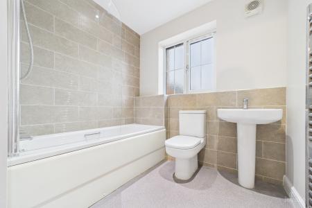 3 bedroom Semi-detached house for sale in Appleleaf Lane, Barton-upon-Humber, North Lincolnshire, DN18