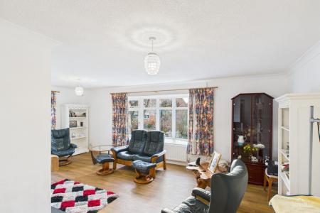 2 bedroom Detached bungalow for sale in Mill Lane, Goxhill, North Lincolnshire, DN19