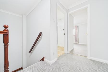 2 bedroom Semi-detached house for sale in Tangarth Court, Barton-upon-Humber, North Lincolnshire, DN18