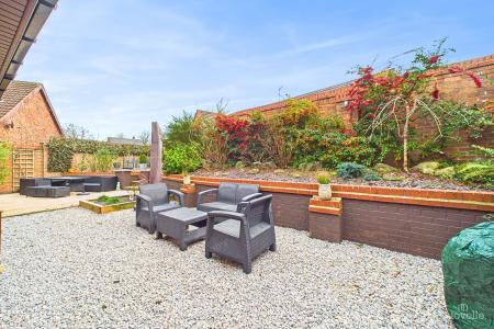 4 bedroom Detached house for sale in Oak Grove, Barrow-upon-Humber, North Lincolnshire, DN19