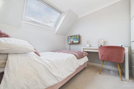 4 bedroom Detached house for sale in Oak Grove, Barrow-upon-Humber, North Lincolnshire, DN19