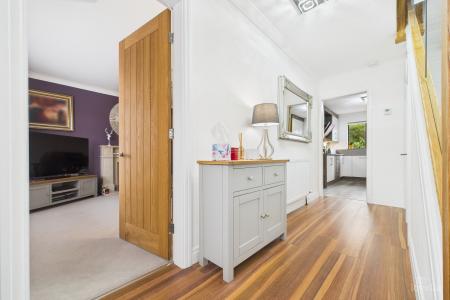 4 bedroom Detached house for sale in Oak Grove, Barrow-upon-Humber, North Lincolnshire, DN19