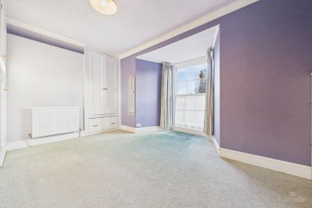 4 bedroom Semi-detached house for sale in Queen Street, Barton-upon-Humber, North Lincolnshire, DN18