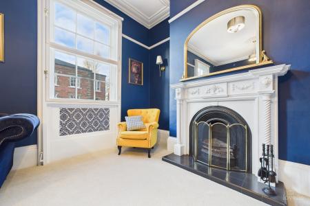 4 bedroom Semi-detached house for sale in Queen Street, Barton-upon-Humber, North Lincolnshire, DN18