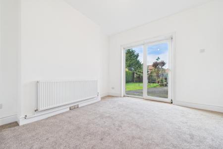 3 bedroom Semi-detached house for sale in Marsh Lane, Barton-upon-Humber, North Lincolnshire, DN18