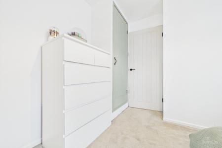 3 bedroom Semi-detached house for sale in Orchard Close, Barton-upon-Humber, North Lincolnshire, DN18