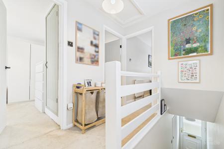 3 bedroom Semi-detached house for sale in Orchard Close, Barton-upon-Humber, North Lincolnshire, DN18