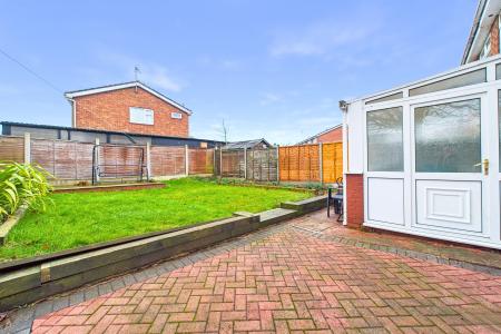 3 bedroom Semi-detached house for sale in Orchard Close, Barton-upon-Humber, North Lincolnshire, DN18