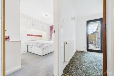 2 bedroom Semi-detached house for sale in Sands Lane, South Ferriby, North Lincolnshire, DN18