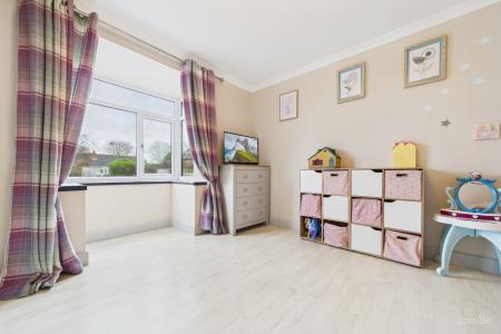 4 bedroom Detached house for sale in Thornton Road, Goxhill, North Lincolnshire, DN19