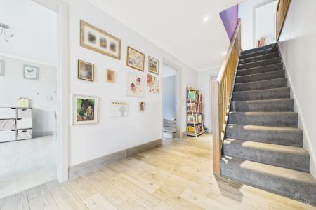 4 bedroom Detached house for sale in Thornton Road, Goxhill, North Lincolnshire, DN19