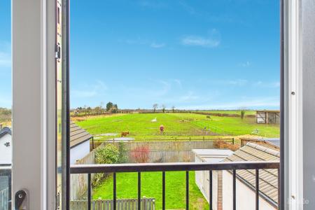 4 bedroom Detached house for sale in Thornton Road, Goxhill, North Lincolnshire, DN19