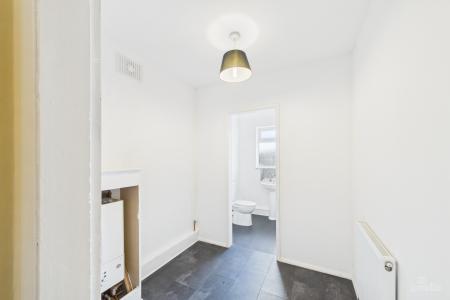 2 bedroom End of terrace house for sale in Dam Road, Barton-upon-Humber, North Lincolnshire, DN18