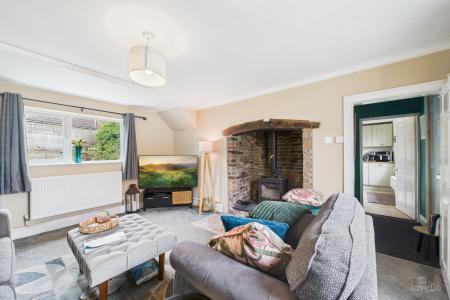 4 bedroom Detached house for sale in Church Street, Goxhill, North Lincolnshire, DN19