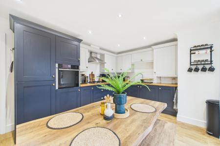 3 bedroom Terraced House for sale in Minerva Walk, Barton-upon-Humber, North Lincolnshire, DN18