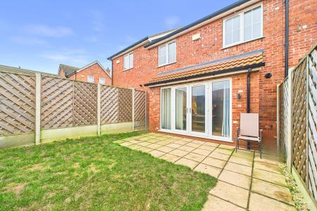 3 bedroom Terraced House for sale in Minerva Walk, Barton-upon-Humber, North Lincolnshire, DN18