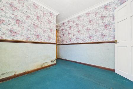 3 bedroom Semi-detached house for sale in Barrow Road, New Holland, North Lincolnshire, DN19