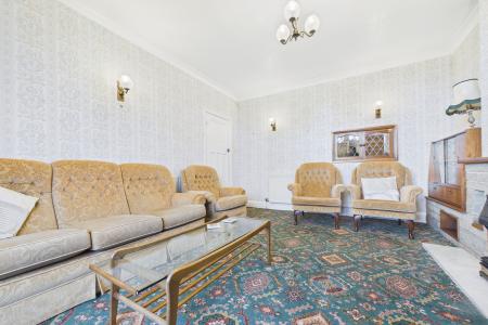 3 bedroom Detached house for sale in Westfield Road, Barton-upon-Humber, North Lincolnshire, DN18