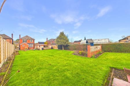 3 bedroom Detached house for sale in Westfield Road, Barton-upon-Humber, North Lincolnshire, DN18