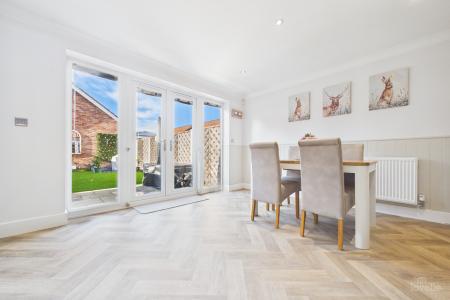 3 bedroom Semi-detached house for sale in Canberra View, Barton-upon-Humber, North Lincolnshire, DN18