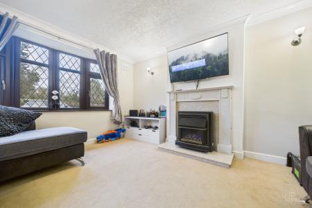 3 bedroom Semi-detached house for sale in Walker Drive, Winterton, North Lincolnshire, DN15