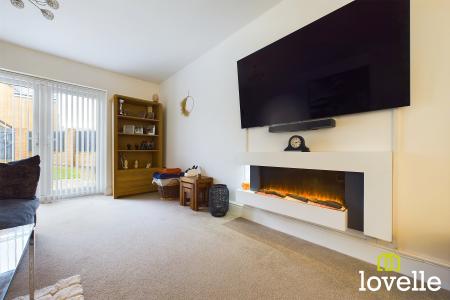 5 bedroom Detached house for sale in Bromby Close, Cottingham, East Riding of Yorkshire, HU16