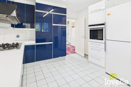 2 bedroom Detached bungalow for sale in Allanson Drive, Cottingham, East Riding of Yorkshire, HU16