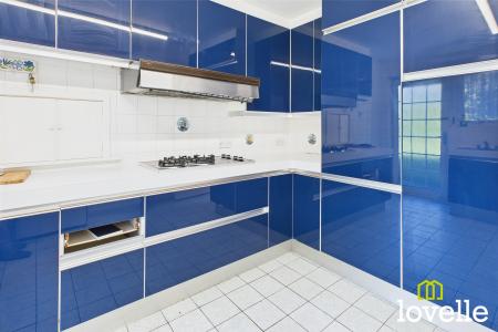 2 bedroom Detached bungalow for sale in Allanson Drive, Cottingham, East Riding of Yorkshire, HU16