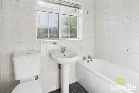 2 bedroom Detached bungalow for sale in Allanson Drive, Cottingham, East Riding of Yorkshire, HU16