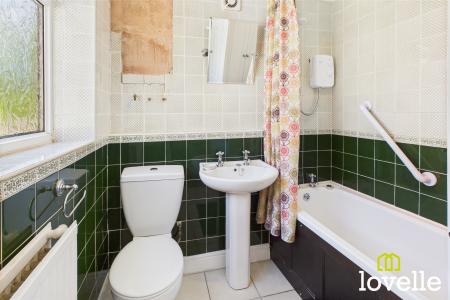 2 bedroom Terraced House for sale in Finkle Street, Cottingham, East Riding of Yorkshire, HU16