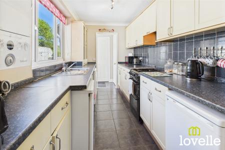 2 bedroom Terraced House for sale in Finkle Street, Cottingham, East Riding of Yorkshire, HU16