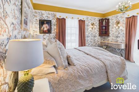 4 bedroom Detached house for sale in High Street, Barton upon Humber, North Lincolnshire, DN18