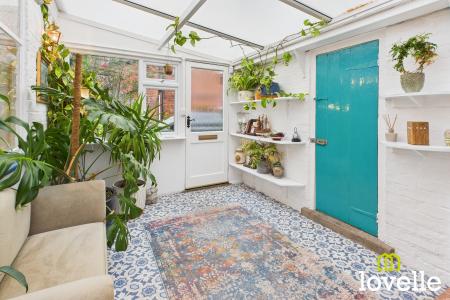 4 bedroom Detached house for sale in High Street, Barton upon Humber, North Lincolnshire, DN18