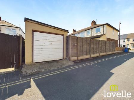 2 bedroom End of terrace house for sale in Holme Church Lane, Beverley, East Riding of Yorkshire, HU17