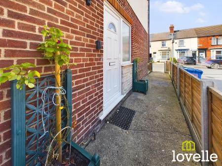 2 bedroom End of terrace house for sale in Holme Church Lane, Beverley, East Riding of Yorkshire, HU17