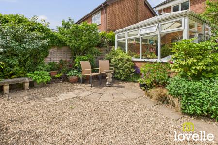 4 bedroom Detached house for sale in Manor Garth, Skidby, East Riding of Yorkshire, HU16