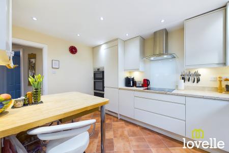 4 bedroom Detached house for sale in Manor Garth, Skidby, East Riding of Yorkshire, HU16