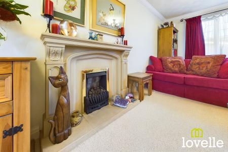 4 bedroom Detached house for sale in Manor Garth, Skidby, East Riding of Yorkshire, HU16