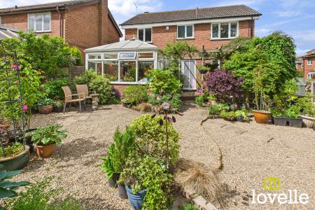 4 bedroom Detached house for sale in Manor Garth, Skidby, East Riding of Yorkshire, HU16