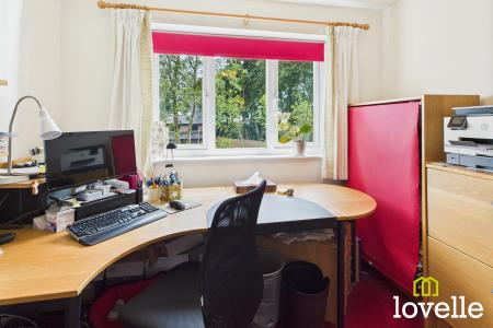 4 bedroom Detached house for sale in Manor Garth, Skidby, East Riding of Yorkshire, HU16