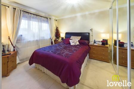 4 bedroom Detached house for sale in Manor Garth, Skidby, East Riding of Yorkshire, HU16