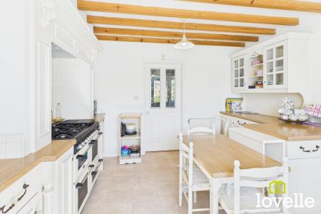 4 bedroom Detached house for sale in Middledyke Lane, Cottingham, East Riding of Yorkshire, HU16