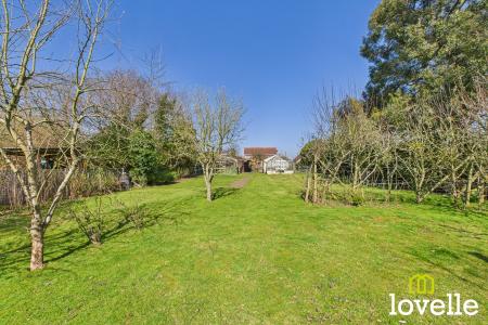 4 bedroom Detached house for sale in Middledyke Lane, Cottingham, East Riding of Yorkshire, HU16