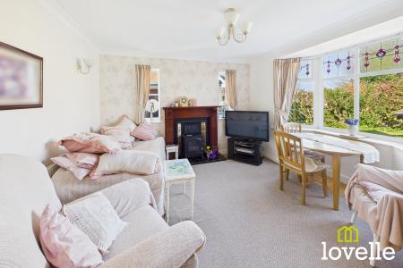 4 bedroom Detached house for sale in Middledyke Lane, Cottingham, East Riding of Yorkshire, HU16