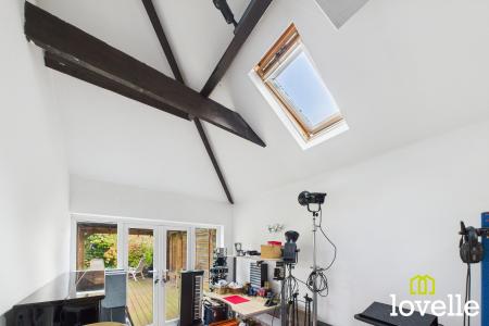 3 bedroom Detached house for sale in Millhouse Woods Lane, Cottingham, East Riding of Yorkshire, HU16