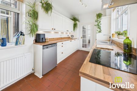 3 bedroom Detached house for sale in Millhouse Woods Lane, Cottingham, East Riding of Yorkshire, HU16